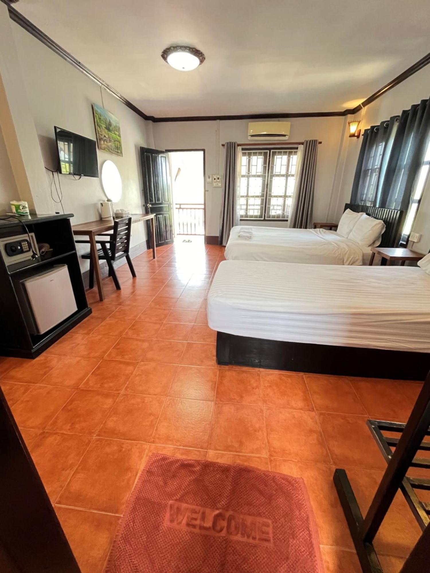 Nice View Guesthouse Vang Vieng Extérieur photo